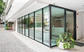 Livezen Bangkok Sukhumvit